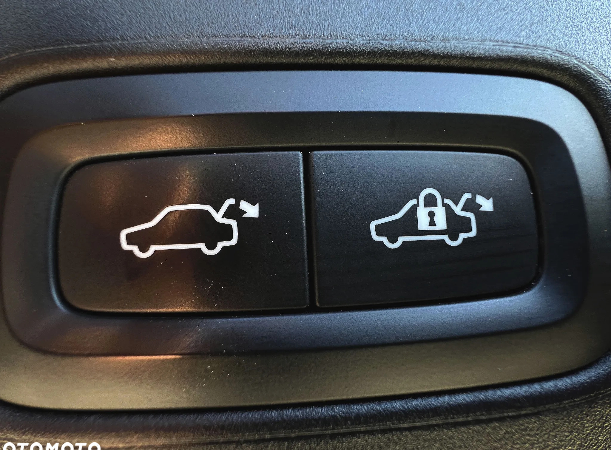 Volvo V90 cena 127900 przebieg: 94000, rok produkcji 2017 z Ośno Lubuskie małe 704